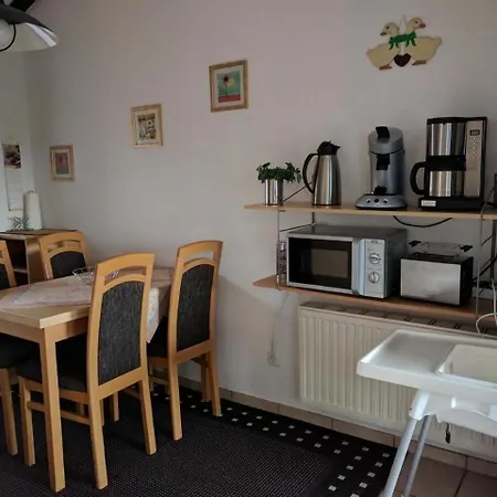 Schoenes Mit Grill, Terrasse Und Garten Holiday home *